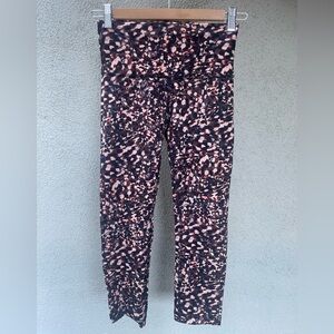 Lululemon | W | Wonder Train High Rise Crop 21” | Motion Flux Multi | Size 4